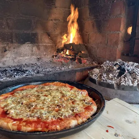 Semesterbostad Kuca Za Odmor Unski Raj